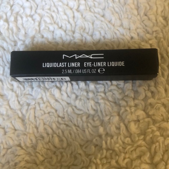 MAC Cosmetics Other - NEW Full Size MAC Cosmetics Liquidlast eye-liner